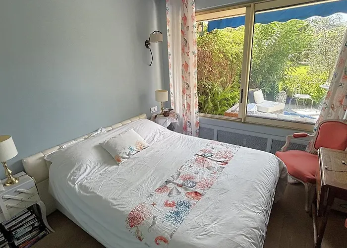 2 Chambres, Terrasses, Proche Et Commerces A Saint-jean Cap Ferrat