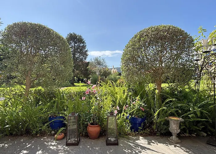 2 Chambres, Terrasses, Proche Et Commerces A Saint-jean Cap Ferrat